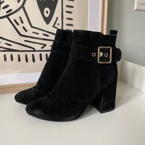 Suede ankle boot